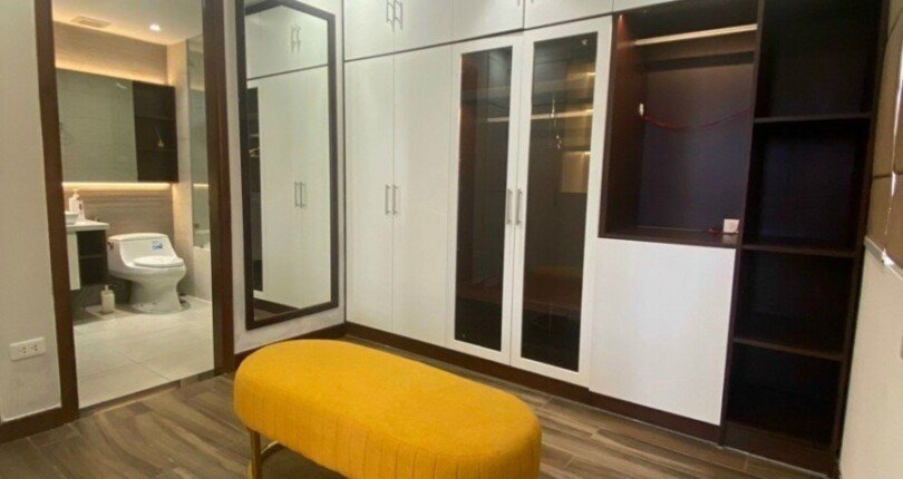 phong khach can ho ban 9 810x430 - Cần bán căn hộ chung cư Hưng Phúc Happy Residences, 98m2, giá 5 tỷ , nội thất đầy đủ, xem nhà dễ.