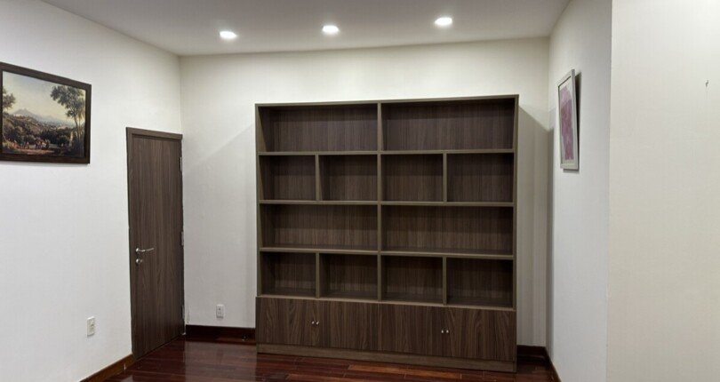 phong lam viec 1 810x430 - Cho thuê Penthouse khu Chung cư Cảnh Viên 1 T1/2024 giá rẻ