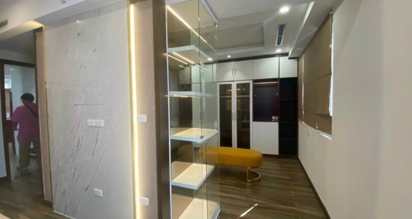 phong ngu can ho ban 7 810x430 - Cần bán căn hộ chung cư Hưng Phúc Happy Residences, 98m2, giá 5 tỷ , nội thất đầy đủ, xem nhà dễ.