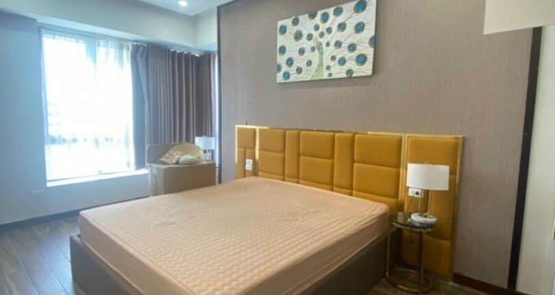 phong ngu chinh can ho ban 810x430 - Cần bán căn hộ chung cư Hưng Phúc Happy Residences, 98m2, giá 5 tỷ , nội thất đầy đủ, xem nhà dễ.