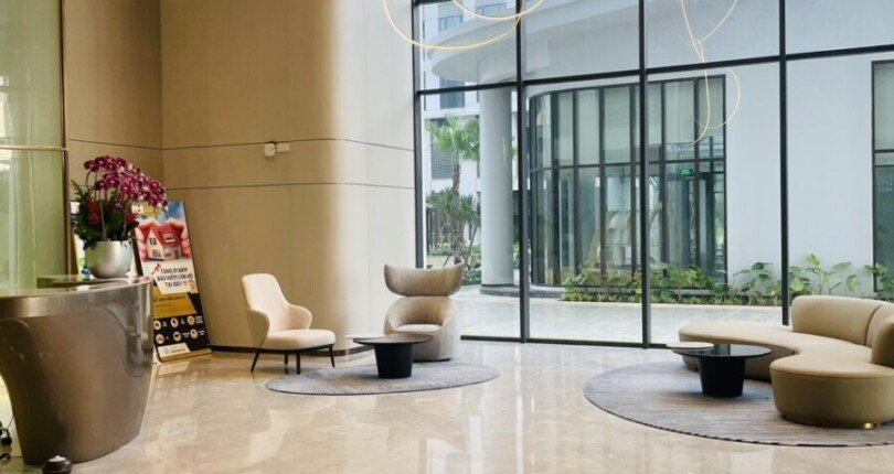 sanh le tan cardinal court 810x430 - Giá thuê căn hộ 2 phòng ngủ Chung cư Cardinal Court Phú Mỹ Hưng T1/2024