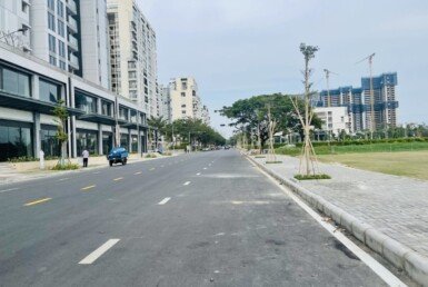 shophouse-can-ban-toa-lac-tren-duong-raymondienne-tan-phu-quan-7-hcm