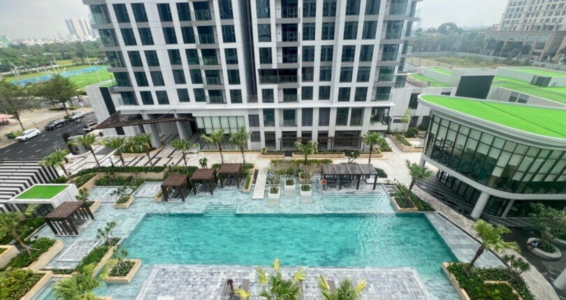 tien ich noi khu 810x430 - Chỉ bán trong t12/2023 căn hộ 3 phòng ngủ Cardinal Court giá 8,275 tỷ view hồ bơi