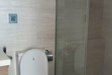 toilet-trong-can-ho-ban