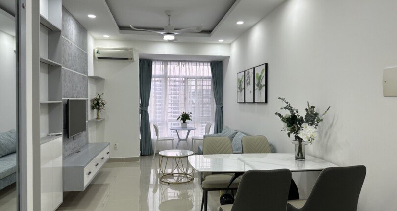 ban can ho sky garden 3 18 6 810x430 - Bán căn hộ Sky Garden 3. Căn góc 74m2 Nhà rất đẹp 3 Phòng ngủ View trực diện hồ bơi. Giá bán 3.7 Tỷ (TL)