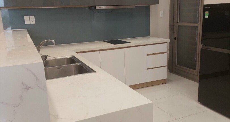 can canh bep trong can ho 810x430 - Giá mua bán căn hộ Hưng Phúc Happy Residence 2 phòng ngủ, view biệt thự