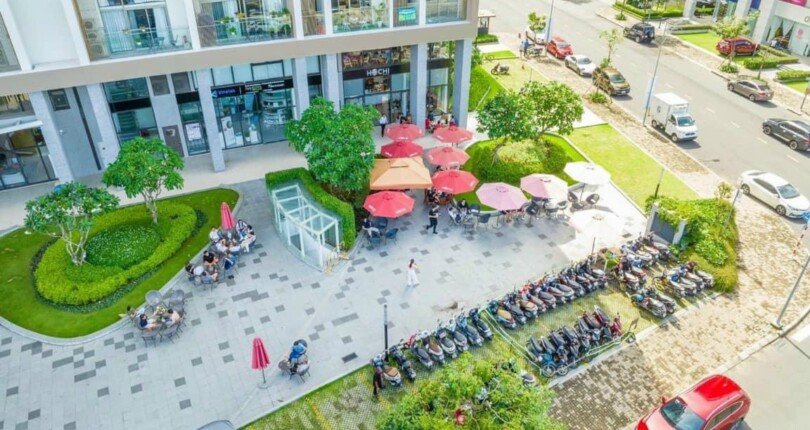 hinh anh noi khu midtown m7 810x430 - Giá mua bán căn hộ 2 phòng ngủ Midtown M7 T2/2024