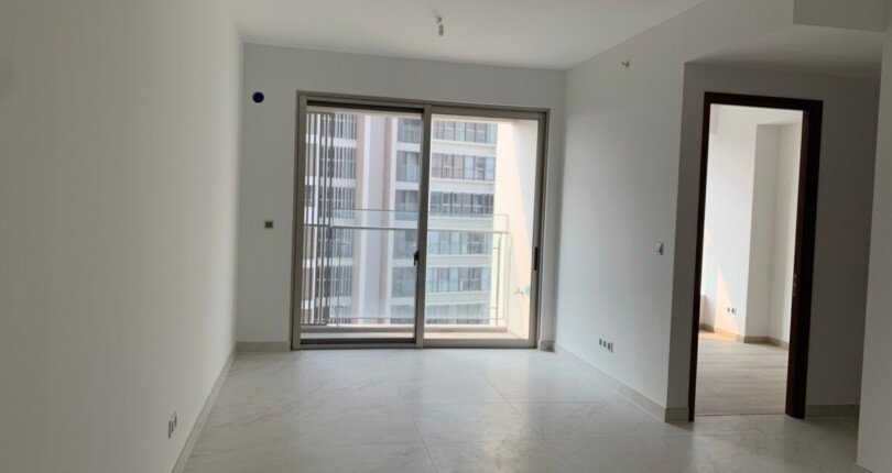 phong khach 810x430 - Bán gấp căn hộ 2pn tầng 22 Chung cư Midtown M7 giá chỉ 6 tỷ