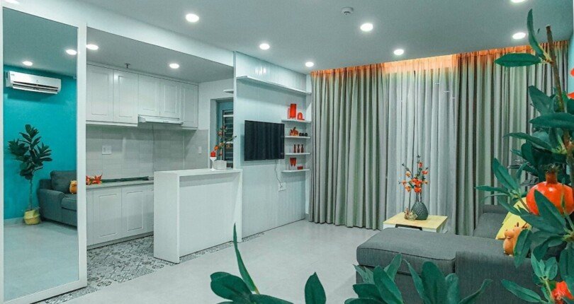 phong khach can ho ban 14 810x430 - Bán căn hộ chung cư Green Valley , 89m2, giá 4.7 tỷ, nội thất đầy đủ, nhà đang có hợp đồng thuê.