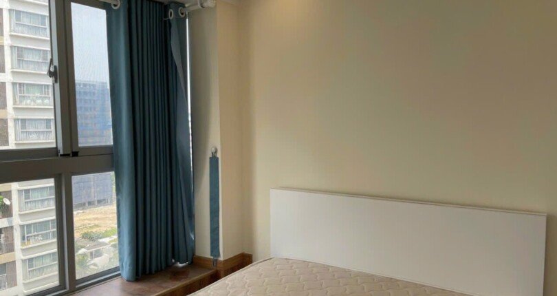 phong ngu can ho ban 5 810x430 - Bán căn hộ chung cư Scenic Valley 1, 02pn, giá 4 tỷ, nhà có hợp đồng thuê ổn định.