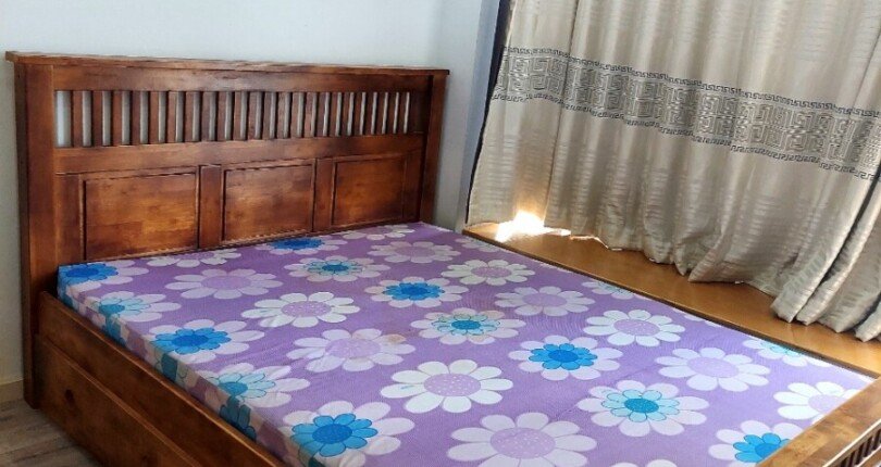 phong ngu can ho ban 7 810x430 - Kẹt tiền cần bán gấp căn hộ chung cư Scenic Valley 1, 70m2, 02pn, giá 3.850 tỷ, nội thất đầy đủ, xem nhà dễ.