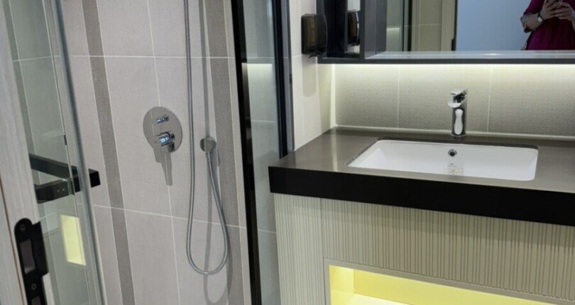 toilet day du thiet bi 1 810x430 - Duy nhất căn hộ Cardinal Court cần bán trong t2/2024, căn góc 3 mặt thoáng giá chỉ 6,030 tỷ