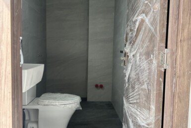 toilet-rieng