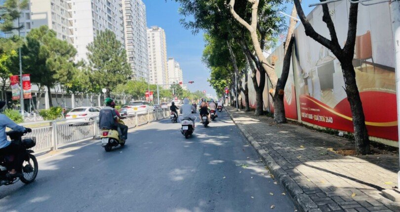 vi tri aurora tren duong nguyen luong bang quan 7 810x430 - Giá mua bán căn hộ 2 phòng ngủ Chung cư Aurora Phú Mỹ Hưng T2/2024