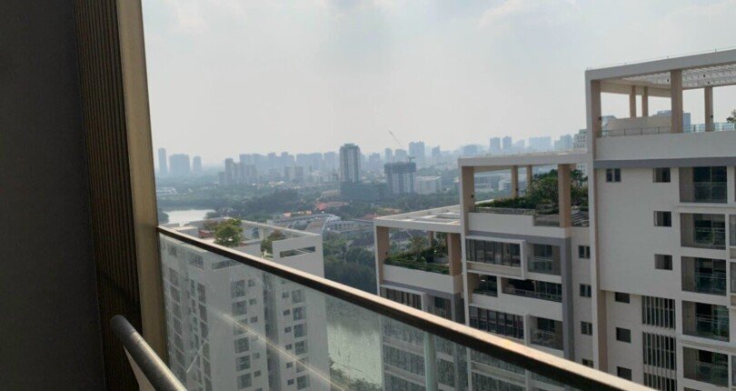 view ban cong can ho 2 810x430 - Giá mua bán căn hộ 2 phòng ngủ Midtown M7 T2/2024