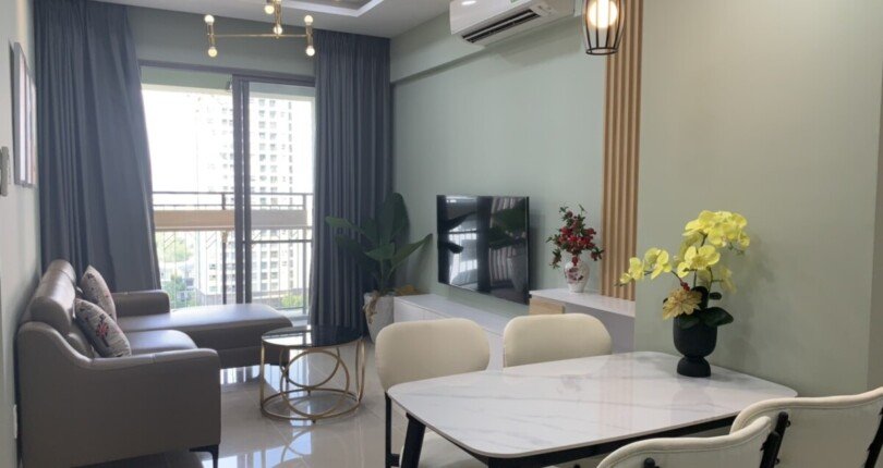 ban can ho saigon south 6 810x430 - Bán nhanh căn hộ đẹp tại Saigon South. DT 75m2 lầu cao- 2 Phòng-2wc- Nhà mới sửa 100%. Giá bán 4.190 Tỷ