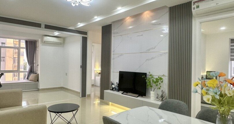 ban can ho sky garden 3 6 4 810x430 - Cho thuê căn hộ Sky Garden 3. DT 74m2 Nhà Đẹp- Nội thất mới như hình- 2 Phòng-2wc- Giá 20 Triệu/Tháng