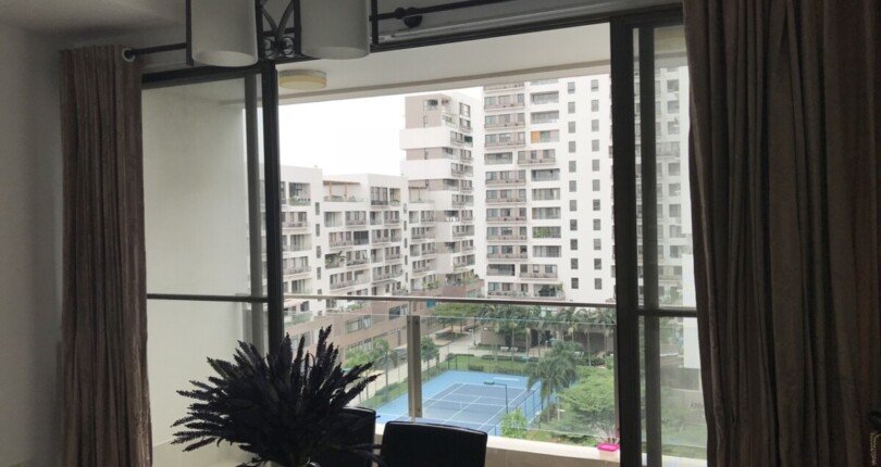 ban cong nhin ho boi noi khu 810x430 - Giá mua bán căn hộ Chung cư The Panorama 1, căn 3 phòng ngủ, view Tôn Dật Tiên T3/2024