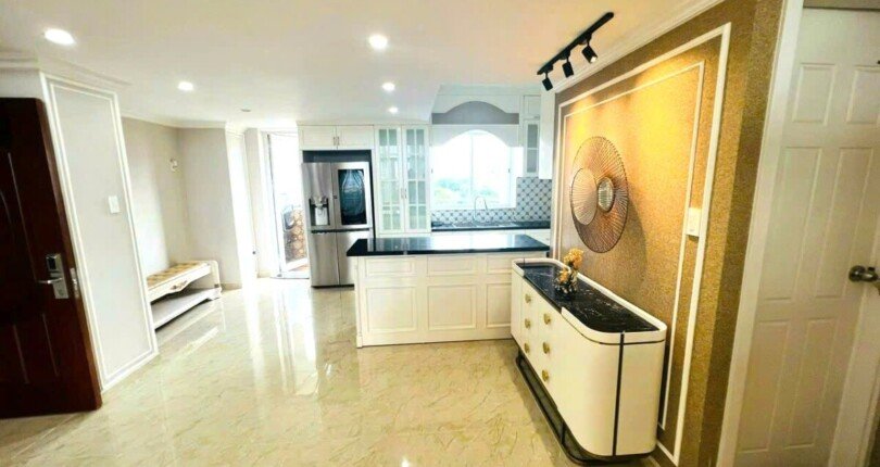 bep rong rai 1 810x430 - Giá mua bán căn hộ Penthouse D2-2 Chung cư Mỹ Tú 1 Quận 7 T3/2024