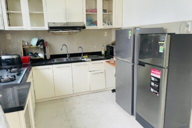 bep-trong-nha-dat-ban