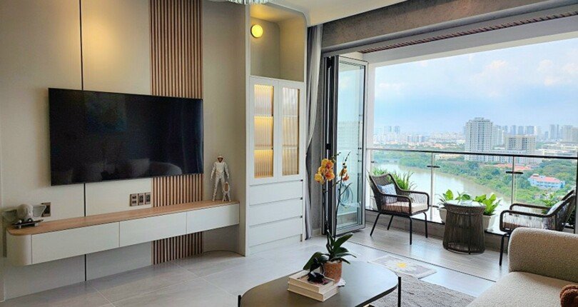 can can phong khach can ho ban 810x430 - Giá mua bán căn hộ view sông chung cư Riverside Residence Quận 7 T2/2024