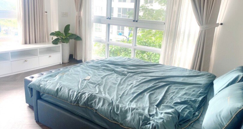 can canh phong ngu master 810x430 - Bán căn hộ Chung cư Happy Valley Block M căn góc 3 phòng ngủ giá 5,4 tỷ
