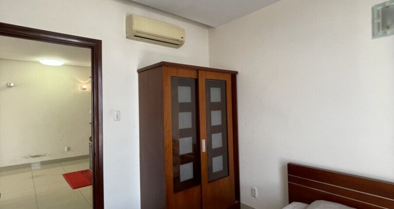 cho thue can ho sky garden 3 5 810x430 - Cho thuê căn góc Sky Garden 3. DT 74m2 Nhà đẹp- đầy đủ nội thất- Lầu cao view hồ bơi. Giá 14 triệu/tháng