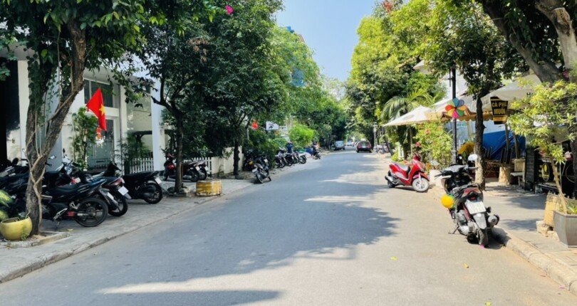 duong noi khu hung phuoc 1 quan 7 810x430 - Giá mua bán nhà mặt đường nội khu Hưng Phước 1 t3/2024