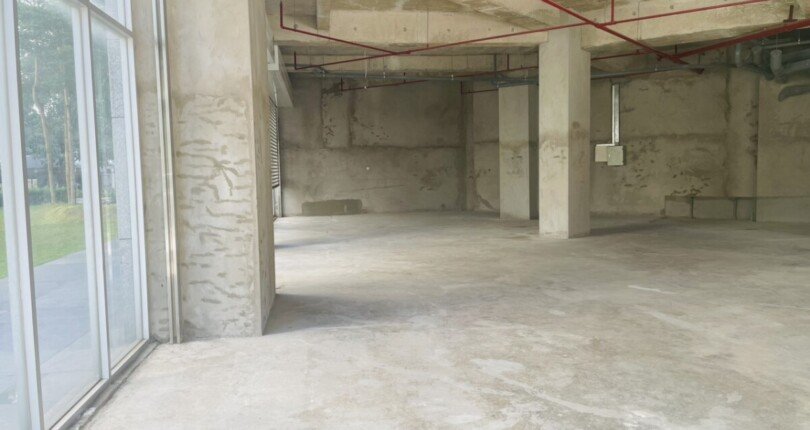 hien trang tho ben trong 810x430 - Giá cho thuê Shophouse Khu dân cư Scenic Valley 2 Quận 7 T2/2024