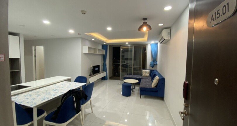 hinh anh phong khach can ho ban 3 810x430 - Bán căn hộ chung cư Hưng Phúc 1, diện tích 78m2, giá 4.5 tỷ, nội thất đầy đủ, xem nhà dễ.