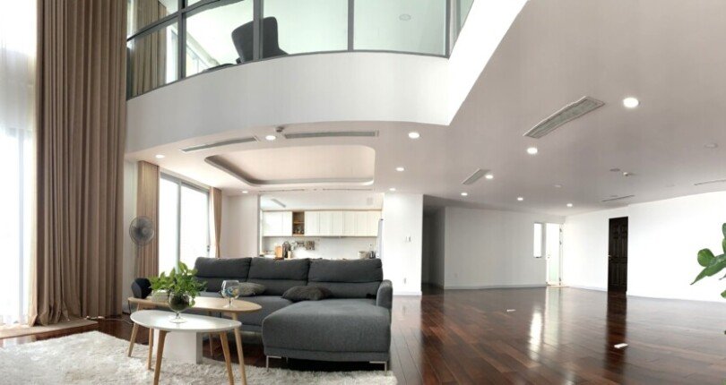 khong gian phong khach penthouse ban 810x430 - Giá mua bán căn hộ Penthouse Block A Chung cư Green View Nguyễn Lương Bằng T3/2024