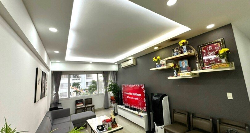 phong khach can ho ban 13 810x430 - Giá mua bán căn hộ 3 phòng ngủ block A Chung cư Mỹ Khang T3/2024