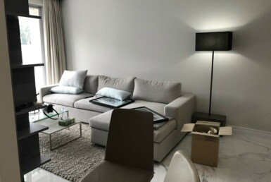 phong-khach-can-ho-can-ban-huong-tay-bac