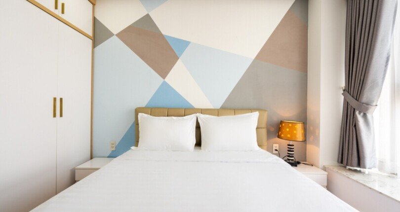 phong ngu can ho cho thue 1 810x430 - Bán căn hộ chung cư Scenic Valley 1, 77m2, 02pn, 02wc, nhà đẹp, giá 4.4 tỷ, nhà có hợp đồng thuê ổn định.