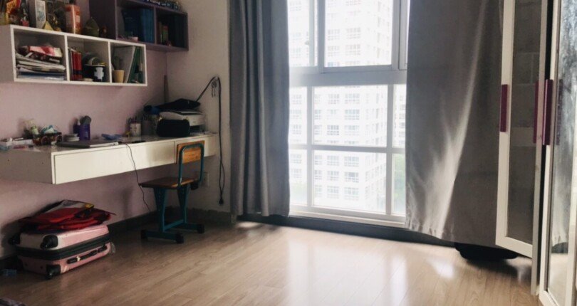 phong ngu nho trong can ho 810x430 - Giá mua bán căn hộ 3 phòng ngủ Block I Chung cư Happy Valley Quận 7 T3/2024