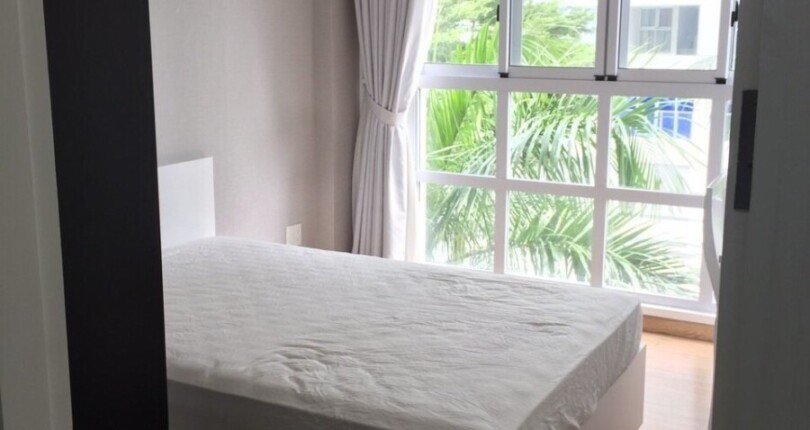 phong ngu rong rai 810x430 - Bán gấp căn hộ E2 Happy Valley 115m2 view hồ bơi, nhà đẹp giá 5,5 tỷ