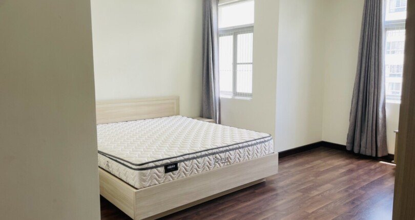 phong ngu trong can ho ban 810x430 - Giá mua bán Penthouse Sky Garden 2 Quận 7 T2/2024