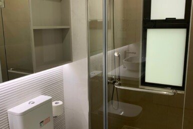 toilet-day-du-thiet-bi