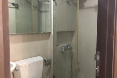 toilet-trong-can-ho-ban
