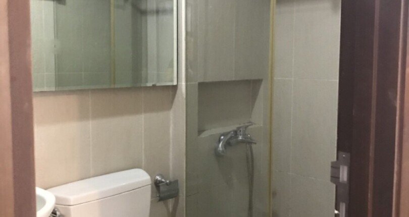 toilet trong can ho ban 810x430 - Giá mua bán căn hộ Chung cư The Panorama 1, căn 3 phòng ngủ, view Tôn Dật Tiên T3/2024