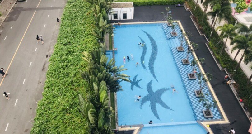 view can ho nhin ho boi noi khu 810x430 - Giá mua bán căn hộ 3 phòng ngủ Block I Chung cư Happy Valley Quận 7 T3/2024
