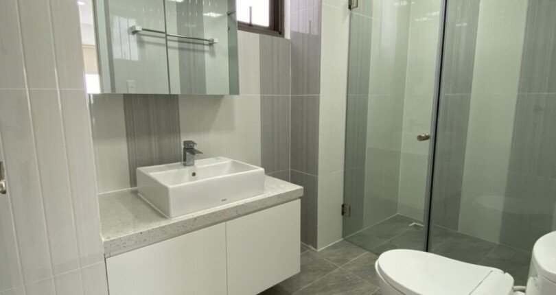 ban can ho sai gon south 1 810x430 - Bán căn hộ Saigon south. DT 95m2 Nhà đẹp- Tone trắng- View Đông Nam rất mát. 3 Phòng Giá 4.9 Tỷ