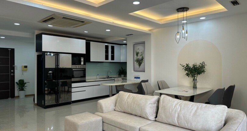 ban can ho sky garden 3 2 5 810x430 - Bán căn hộ hiếm tại Sky Garden 3. DT 100m2 Nhà rất đẹp- 3 Phòng Ngủ- 2 wc. Nhà đang trống. Giá 5 Tỷ