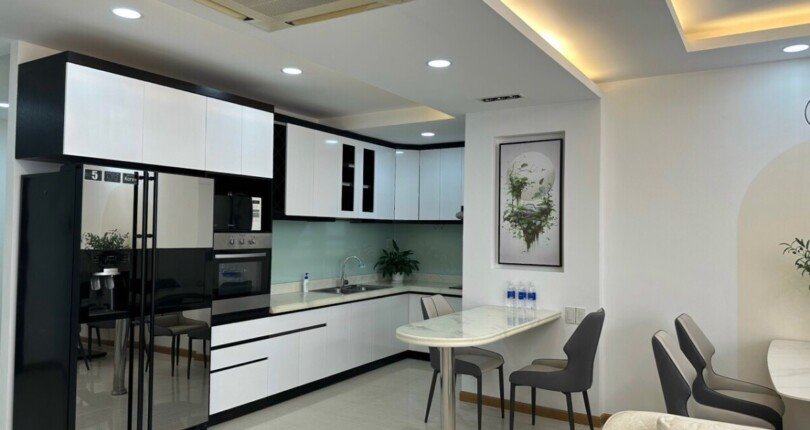 ban can ho sky garden 3 3 6 810x430 - Bán căn hộ hiếm tại Sky Garden 3. DT 100m2 Nhà rất đẹp- 3 Phòng Ngủ- 2 wc. Nhà đang trống. Giá 5 Tỷ