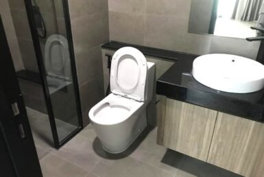 can-ho-co-2-toilet-day-du-trang-thiet-bi