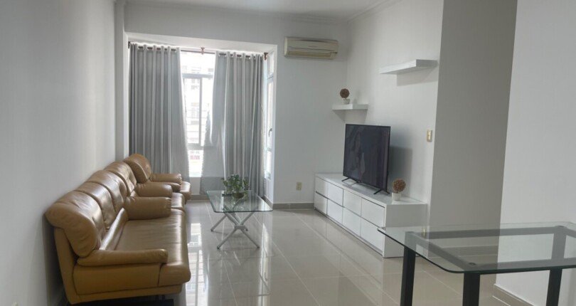 cho thue can ho sky garden 3 9 3 810x430 - Cho thuê căn hộ Sky Garden 3. Căn góc 74m2 Nhà đẹp- 2 Phòng- Nội thất đầy đủ- lầu cao- Giá 15 Triệu/Tháng