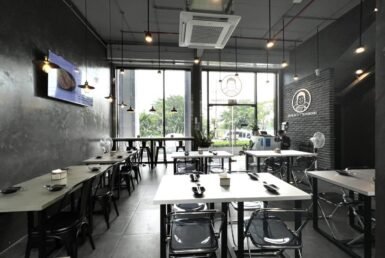 hien-trang-shop-dang-kinh-doanh-nha-hang