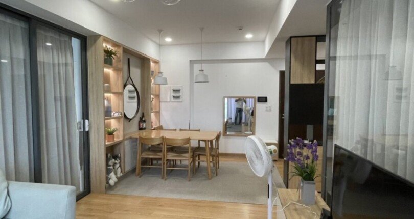 hinh anh phong khach can ho ban 1 810x430 - Bán căn hộ chung cư Happy Residences, 78m2, giá 4.3 tỷ, nội thất đầy đủ, nhà đang trống.