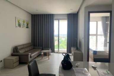 hinh-anh-phong-khach-can-ho-ban