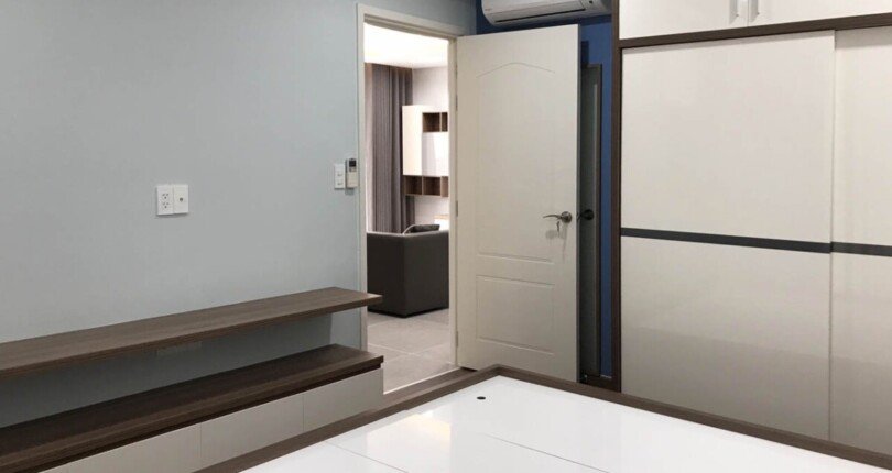 hinh anh phong ngu can ho can ban 1 810x430 - Cho thuê gấp căn hộ chung cư Scenic Valley 1, 110m2, 02pn, giá 1.200usd/tháng, xem nhà dễ.